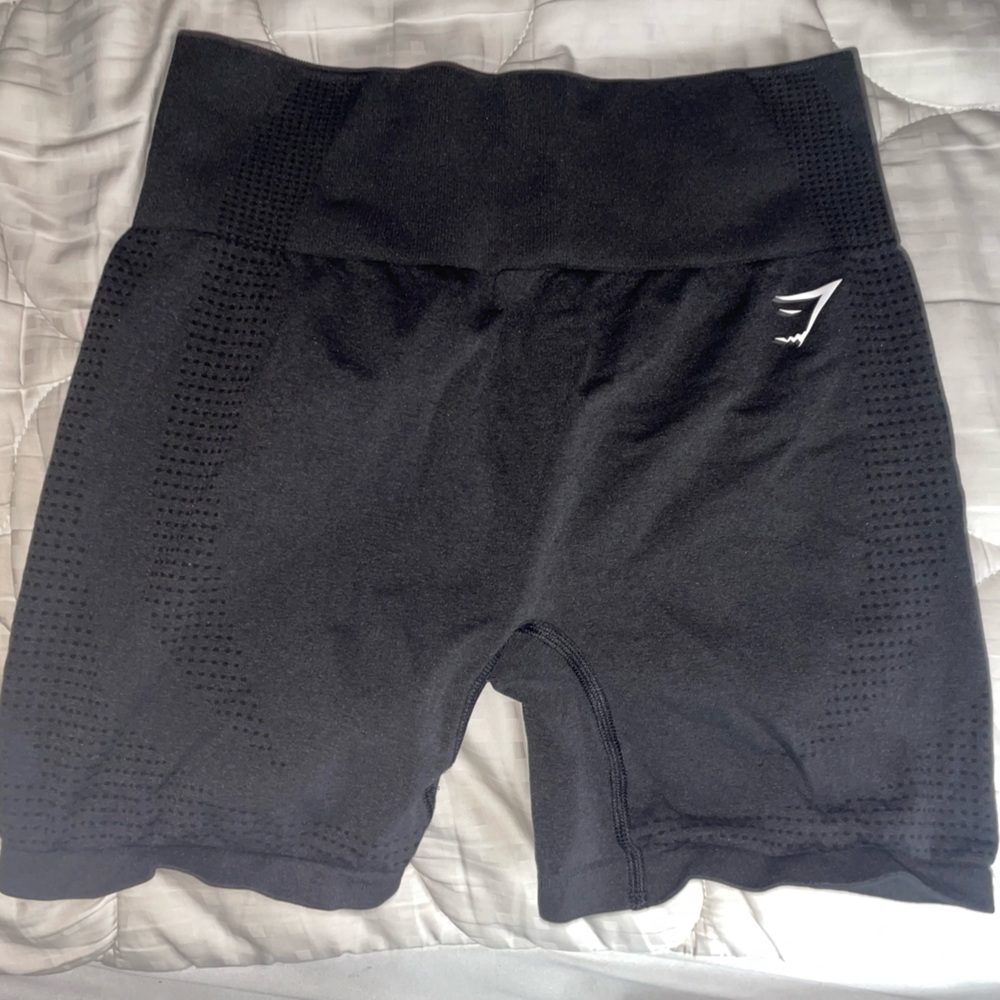 Black Gymshark vital 2.0 shorts